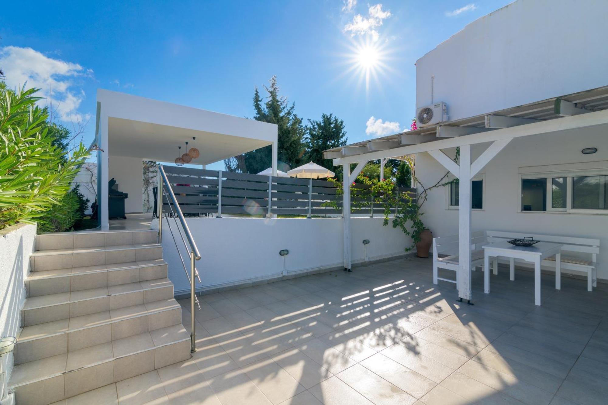 Casa Bianca Villa Kolýmbia Eksteriør bilde